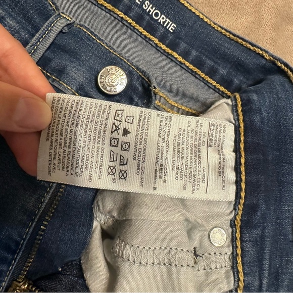 Denizen by Levi’s high rise shortie stretch Jean shorts size 27 - Picture 12 of 12